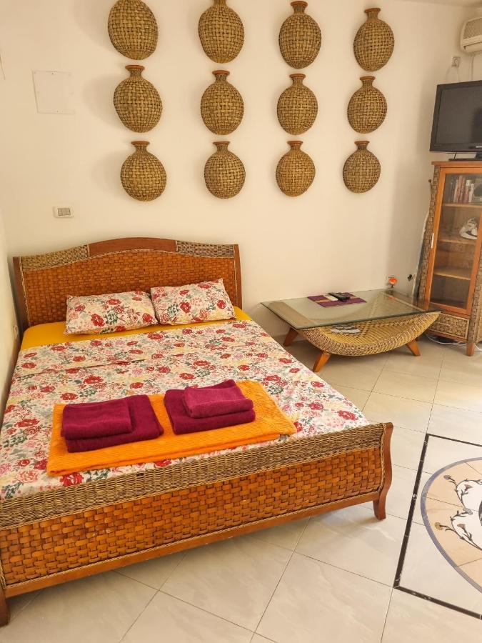 Apartments Rales Sveti Stefan Εξωτερικό φωτογραφία