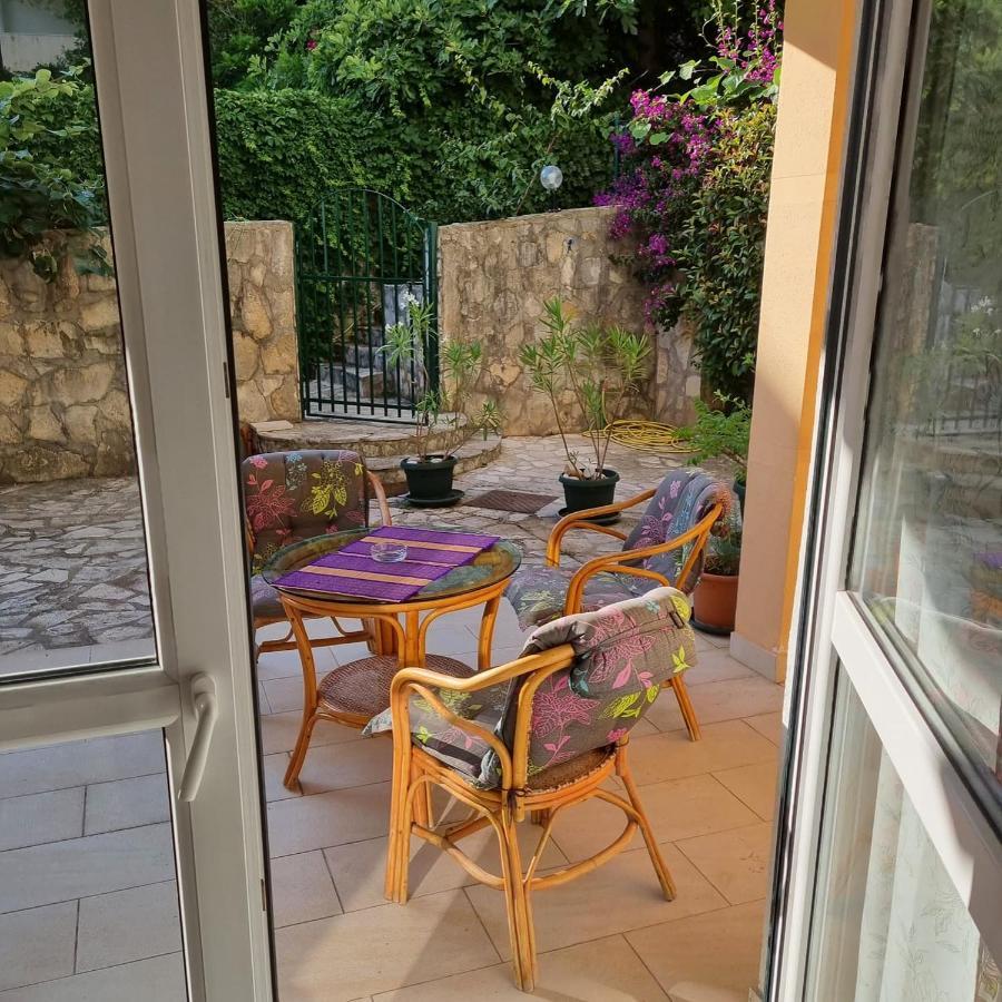 Apartments Rales Sveti Stefan Εξωτερικό φωτογραφία