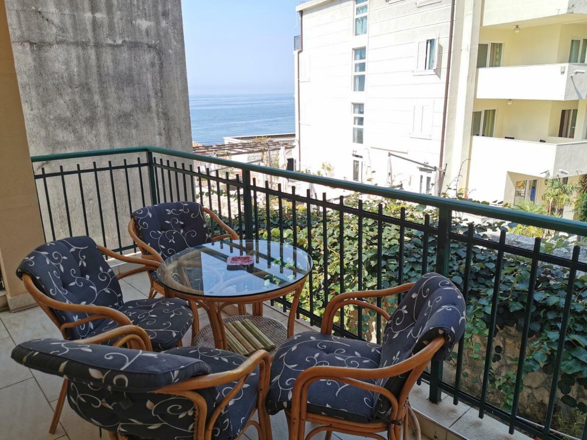 Apartments Rales Sveti Stefan Εξωτερικό φωτογραφία